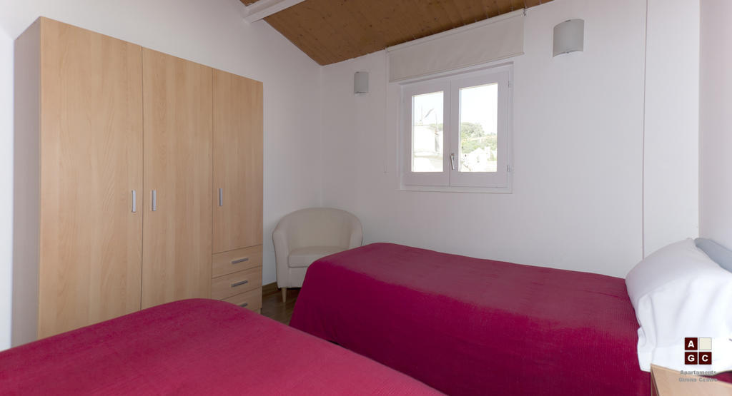 Apartaments Girona Centre Szoba fotó